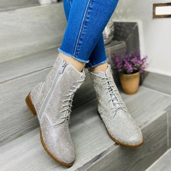 Gicoiz Women's Patent Leather Combat Boots - Round Toe Military Style Lace Up Boots